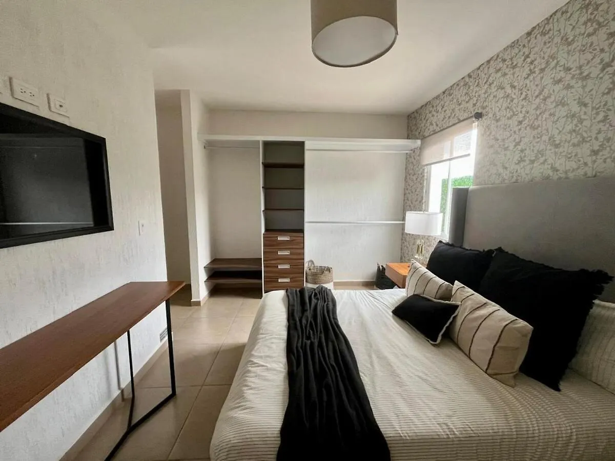 New Apartment With 3 Bedrooms, For 6 Persons & 7 Min From Maya Train Cancún 0*,  Mexiko